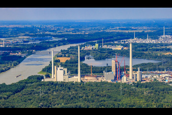Vue aérienne de Nouveau bâtiment de l'ENBW vu du sud à le quartier Daxlanden in Karlsruhe dans le département Bade-Wurtemberg, Allemagne