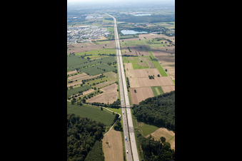 Vue aérienne de A5 à S à Malsch dans le département Bade-Wurtemberg, Allemagne