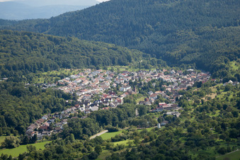 Vue oblique de De l'ouest à le quartier Waldprechtsweier in Malsch dans le département Bade-Wurtemberg, Allemagne