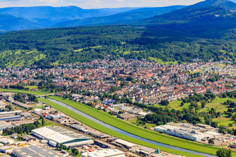 Vue aérienne de Cours de la Murg sur Dammstr à Kuppenheim dans le département Bade-Wurtemberg, Allemagne