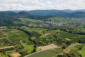 Vue aérienne de Du nord-ouest à le quartier Gallenbach in Baden-Baden dans le département Bade-Wurtemberg, Allemagne