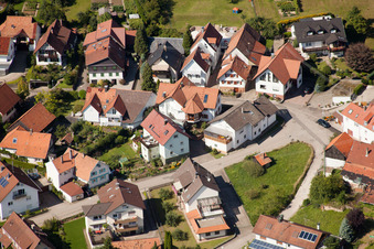 Photographie aérienne de Gartenstrasse x Mattenweg à le quartier Gallenbach in Baden-Baden dans le département Bade-Wurtemberg, Allemagne
