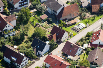 Varnhalt, Gartenstr à le quartier Gallenbach in Baden-Baden dans le département Bade-Wurtemberg, Allemagne depuis l'avion