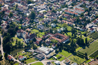 Vue aérienne de Monastère Maria Hilf à Bühl dans le département Bade-Wurtemberg, Allemagne
