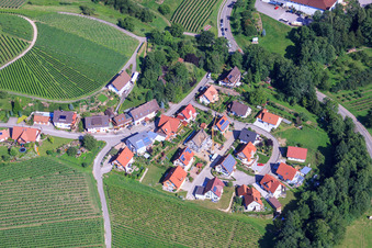 Vue aérienne de Banlieue à le quartier Büchelbach in Sasbachwalden dans le département Bade-Wurtemberg, Allemagne