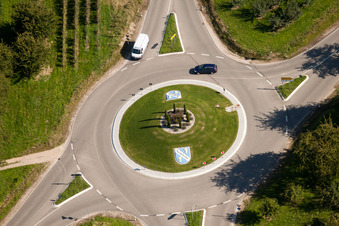 Vue aérienne de Rond-point de Stadelhofen à le quartier Stadelhofen in Oberkirch dans le département Bade-Wurtemberg, Allemagne