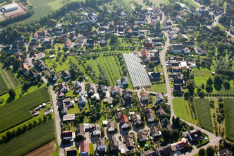 Vue aérienne de De l'ouest à le quartier Großweier in Achern dans le département Bade-Wurtemberg, Allemagne