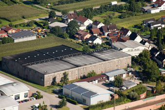 Photographie aérienne de Locaux de l'usine Muffenrohr GmbH à le quartier Hatzenweier in Ottersweier dans le département Bade-Wurtemberg, Allemagne