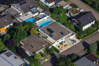 Fasanenstr à le quartier Vimbuch in Bühl dans le département Bade-Wurtemberg, Allemagne d'un drone