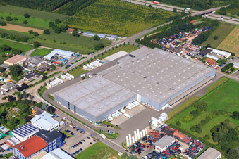 Vue aérienne de Zone industrielle Heinkelstraße avec Rhenus Logistics et Prologis Allemagne à Muggensturm dans le département Bade-Wurtemberg, Allemagne