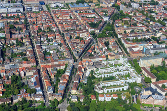 Vue aérienne de Jollystraße x Klauprechtstr à le quartier Südweststadt in Karlsruhe dans le département Bade-Wurtemberg, Allemagne