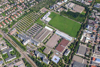 Vue aérienne de Siemens AG sur Siemensallee à le quartier Knielingen in Karlsruhe dans le département Bade-Wurtemberg, Allemagne