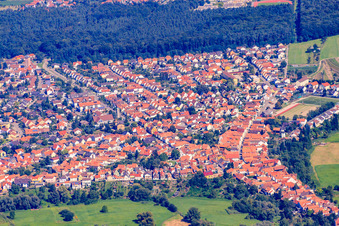 Vue oblique de Vue de la ville depuis le sud à Jockgrim dans le département Rhénanie-Palatinat, Allemagne