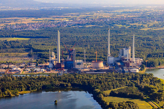 Nouveau bâtiment de l'ENBW à le quartier Daxlanden in Karlsruhe dans le département Bade-Wurtemberg, Allemagne depuis l'avion
