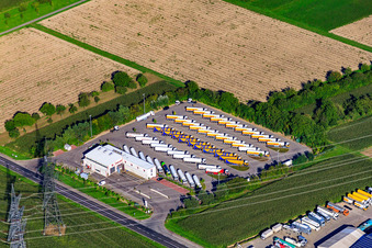 Vue aérienne de Essostraße, Robert Bayer GmbH à le quartier Knielingen in Karlsruhe dans le département Bade-Wurtemberg, Allemagne