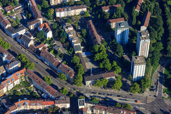 Vue aérienne de Attraper des canards à le quartier Mühlburg in Karlsruhe dans le département Bade-Wurtemberg, Allemagne