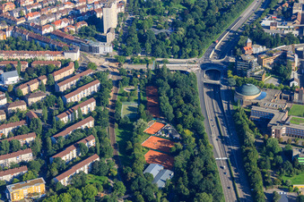 Vue aérienne de Tangente sud, Kühler Krug à le quartier Mühlburg in Karlsruhe dans le département Bade-Wurtemberg, Allemagne