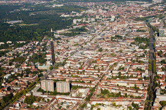 Vue aérienne de KA, entre Kaiserallee et Kriegsstr à le quartier Weststadt in Karlsruhe dans le département Bade-Wurtemberg, Allemagne