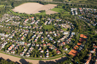 Vue aérienne de Bague de conte de fées à le quartier Rüppurr in Karlsruhe dans le département Bade-Wurtemberg, Allemagne