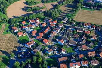Vue aérienne de Frankenstr à le quartier Ellmendingen in Keltern dans le département Bade-Wurtemberg, Allemagne