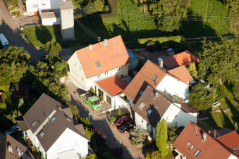Image drone de Mühlgasse à le quartier Gräfenhausen in Birkenfeld dans le département Bade-Wurtemberg, Allemagne