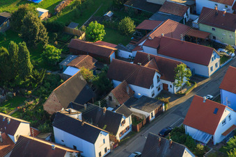 Vue aérienne de À Gänsried à Freckenfeld dans le département Rhénanie-Palatinat, Allemagne