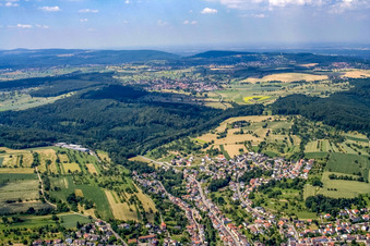 Vue aérienne de Bockstalstr à le quartier Kleinsteinbach in Pfinztal dans le département Bade-Wurtemberg, Allemagne