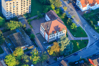 Vue aérienne de Centre culturel Ancienne école agricole à Kandel dans le département Rhénanie-Palatinat, Allemagne