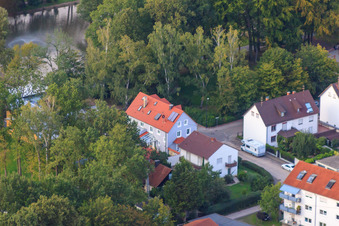 Vue aérienne de À l'étang des cygnes à Kandel dans le département Rhénanie-Palatinat, Allemagne