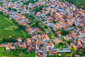 Vue aérienne de Au Quodbach à Insheim dans le département Rhénanie-Palatinat, Allemagne