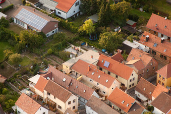 Neugasse à le quartier Godramstein in Landau in der Pfalz dans le département Rhénanie-Palatinat, Allemagne hors des airs