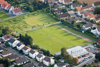 Vue aérienne de SV Dammheim 1961 eV à le quartier Dammheim in Landau in der Pfalz dans le département Rhénanie-Palatinat, Allemagne