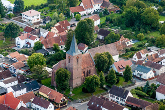 Photographie aérienne de Bâtiment d'église au centre du village à Rohrbach dans le département Rhénanie-Palatinat, Allemagne