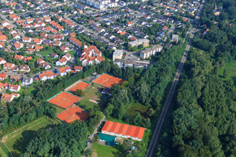 Vue aérienne de Club de tennis TC77 à Jockgrim dans le département Rhénanie-Palatinat, Allemagne