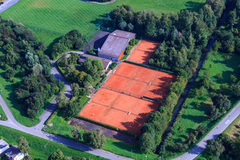 Vue aérienne de Courts de tennis du TC Leopoldshafen à le quartier Leopoldshafen in Eggenstein-Leopoldshafen dans le département Bade-Wurtemberg, Allemagne