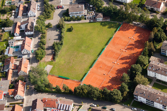 Vue aérienne de Tennis Club TV Linkenheim eV à le quartier Linkenheim in Linkenheim-Hochstetten dans le département Bade-Wurtemberg, Allemagne