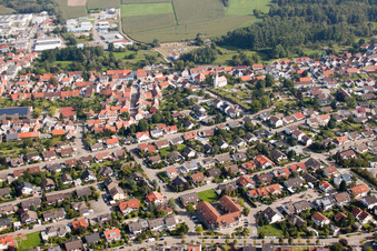 Enregistrement par drone de Quartier Hochstetten in Linkenheim-Hochstetten dans le département Bade-Wurtemberg, Allemagne