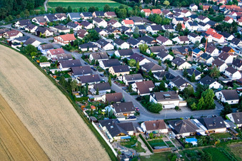 Vue aérienne de Ringstr à Kuhardt dans le département Rhénanie-Palatinat, Allemagne