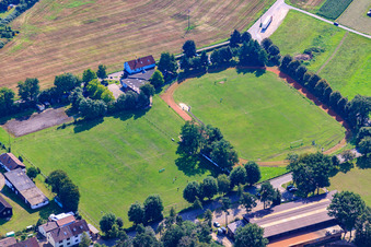 Vue aérienne de Waldbrücke, Da Graziano Waldstadion du FV Weingarten à Weingarten dans le département Bade-Wurtemberg, Allemagne