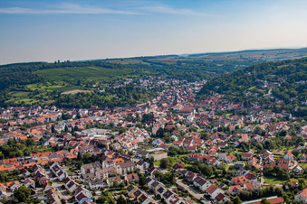 Vue aérienne de Centre-ville à Weingarten dans le département Bade-Wurtemberg, Allemagne