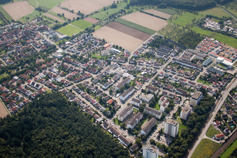 Vue aérienne de Chemin des pins à le quartier Büchig in Stutensee dans le département Bade-Wurtemberg, Allemagne