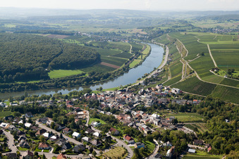 Wormeldange dans le département Greiwemacher, Luxembourg d'en haut