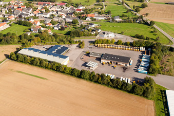 Photographie aérienne de Entreprise de transport, de logistique et d'expédition Fixemer Logistics GmbH, Services internationaux de transport et de logistique à le quartier Borg in Perl dans le département Sarre, Allemagne