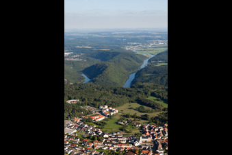 Vue aérienne de Résidence pour personnes âgées SRS Saarschleife à le quartier Orscholz in Mettlach dans le département Sarre, Allemagne
