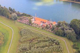 Vue aérienne de Musée de la briqueterie dans l'ancienne briqueterie au bord du Rhin à Germersheim dans le département Rhénanie-Palatinat, Allemagne