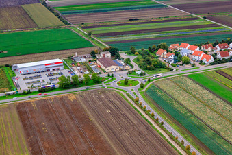 Vue aérienne de REWE à Maxdorf dans le département Rhénanie-Palatinat, Allemagne