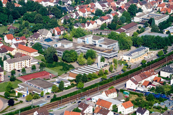 Image drone de Lycée Ludwig-Marum Pfinztal à le quartier Berghausen in Pfinztal dans le département Bade-Wurtemberg, Allemagne