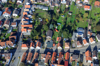 Vue d'oiseau de Saarstraße Villa Kunterbunt à Kandel dans le département Rhénanie-Palatinat, Allemagne