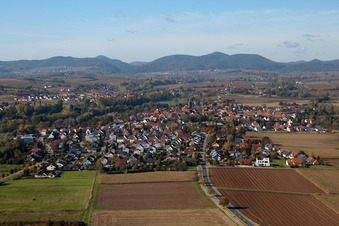 Vue aérienne de Quartier Billigheim in Billigheim-Ingenheim dans le département Rhénanie-Palatinat, Allemagne