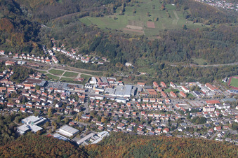 Vue d'oiseau de Annweiler am Trifels dans le département Rhénanie-Palatinat, Allemagne